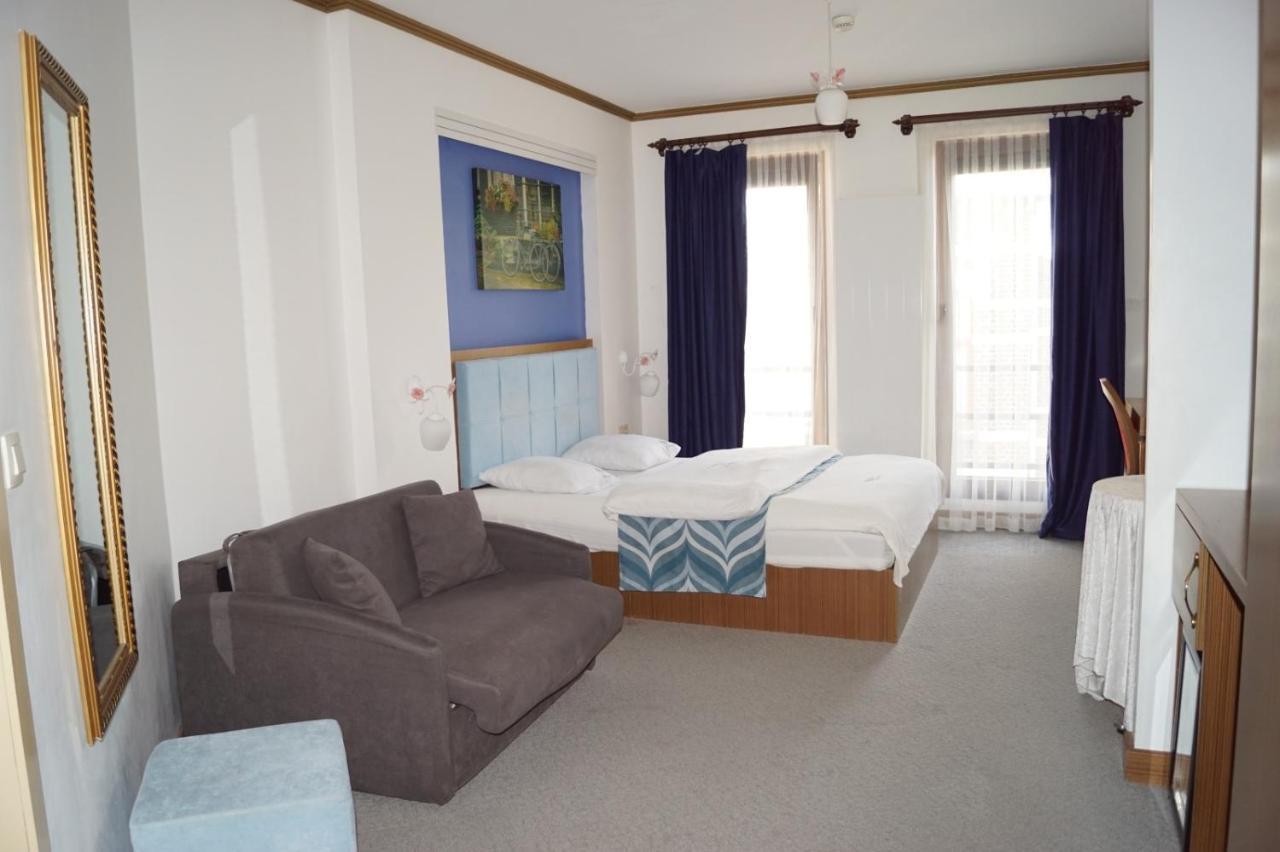 Fly Inn Hotel Lounge Machelen Εξωτερικό φωτογραφία
