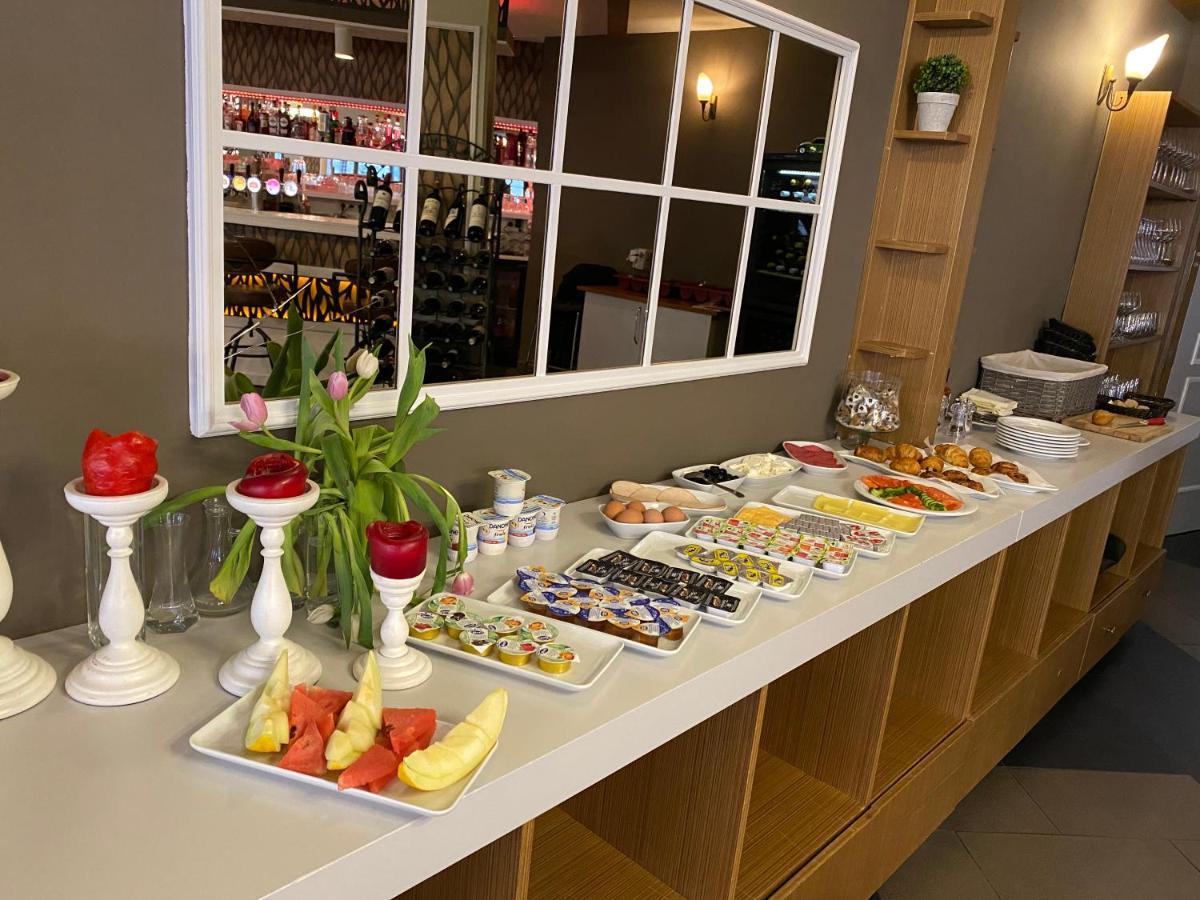 Fly Inn Hotel Lounge Machelen Εξωτερικό φωτογραφία